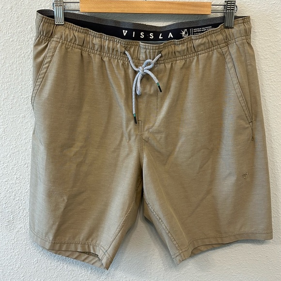 VISSLA up cycled, polyester, cotton hemp stretch, quick dry Shorts - Picture 1 of 8